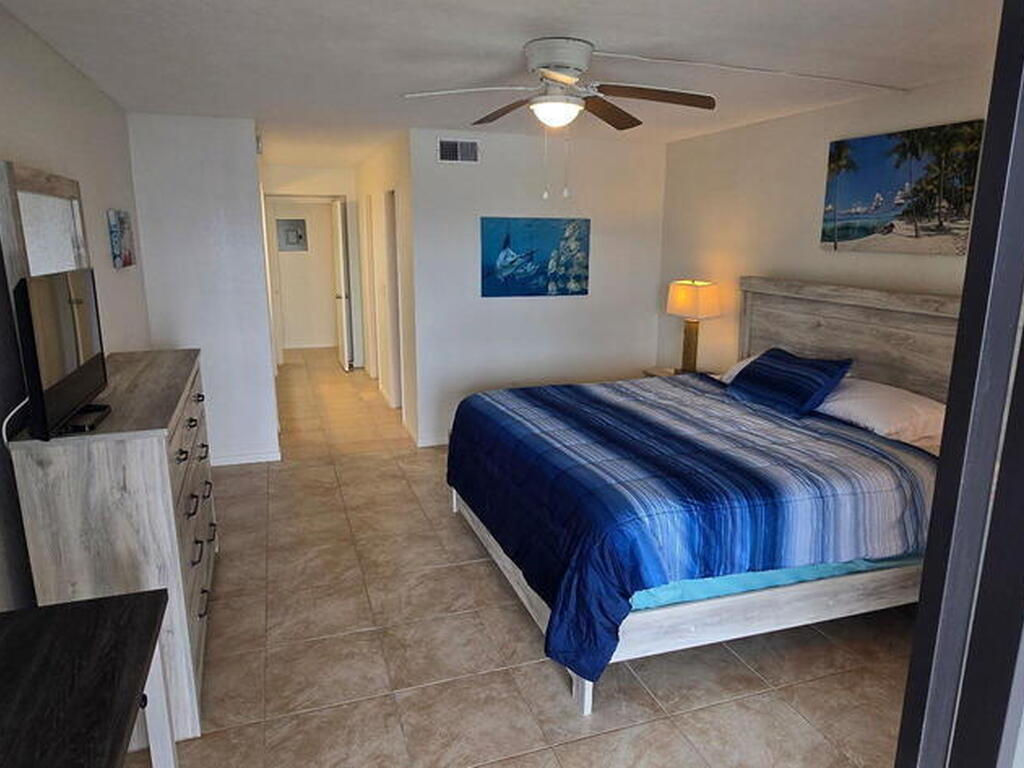 200 S Banana River Boulevard, Cocoa Beach, FL 32931