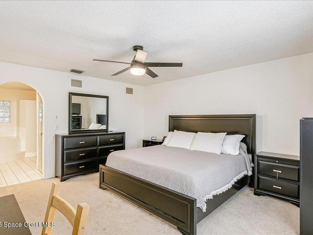 1362 York Circle, Melbourne, FL 32904