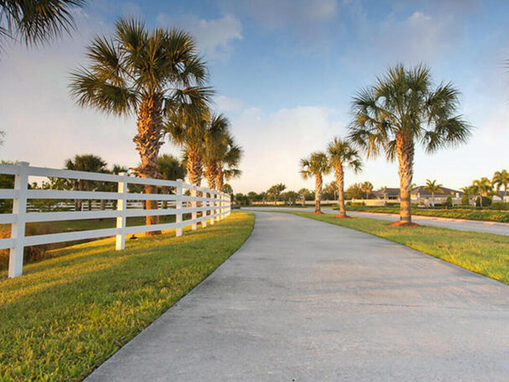 5852 Goleta Circle, Melbourne, FL 32940