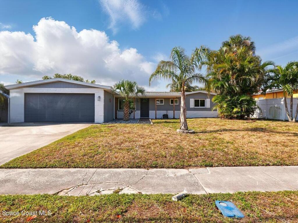 135 Richland Avenue, Merritt Island, FL 32953