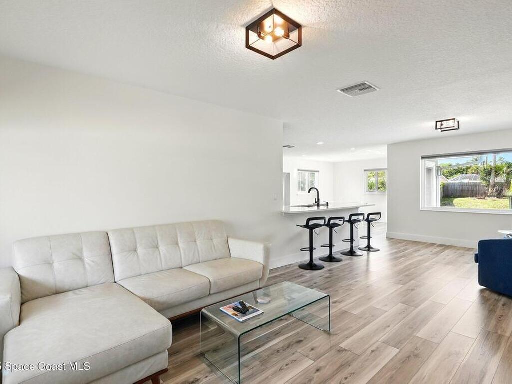 135 Richland Avenue, Merritt Island, FL 32953