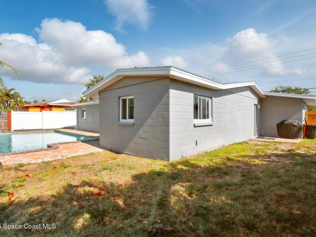 135 Richland Avenue, Merritt Island, FL 32953