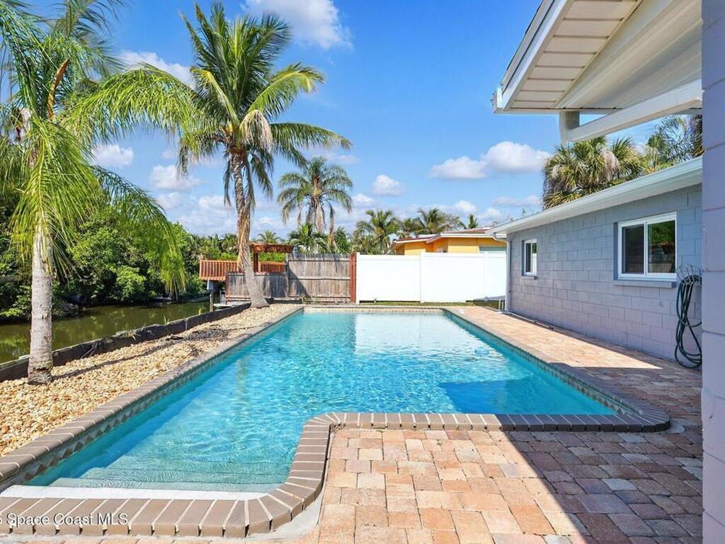 135 Richland Avenue, Merritt Island, FL 32953