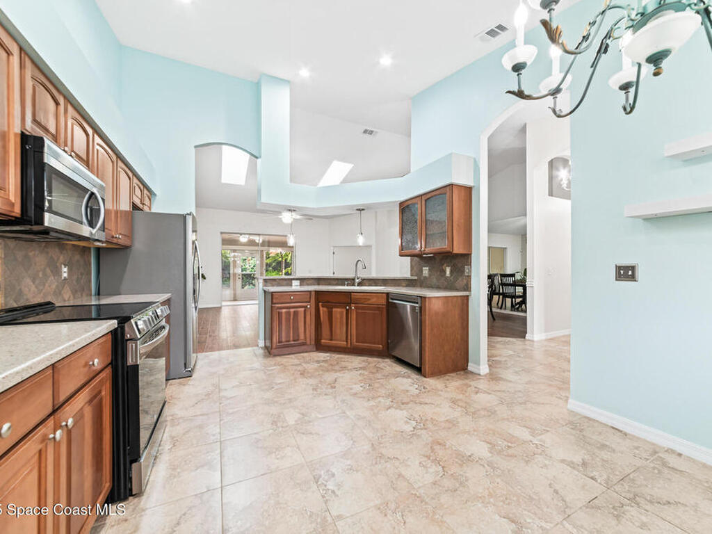 7701 Candlewick Drive, Melbourne, FL 32940