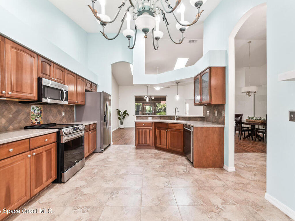 7701 Candlewick Drive, Melbourne, FL 32940