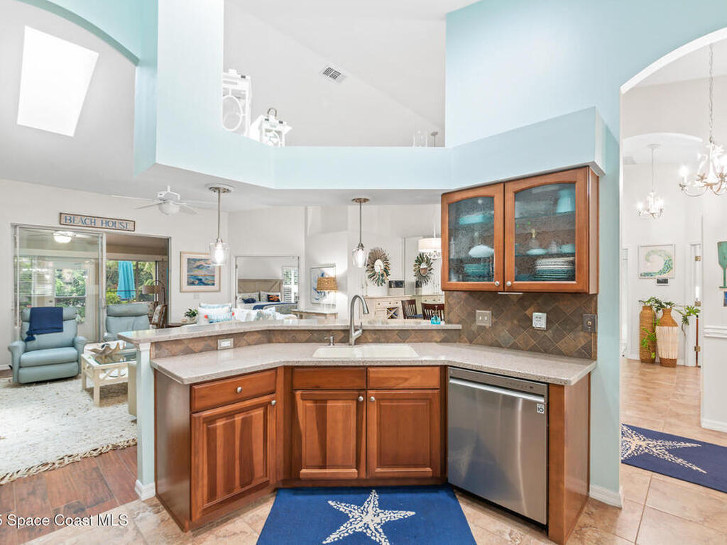 7701 Candlewick Drive, Melbourne, FL 32940