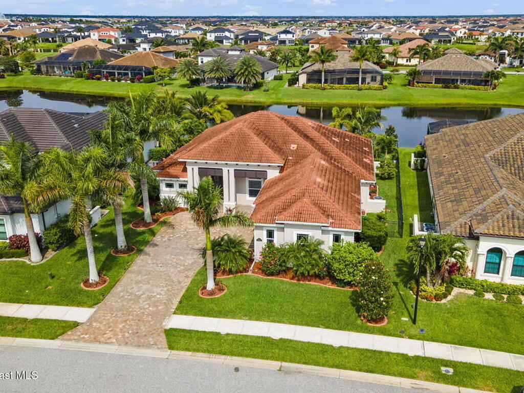 7962 Barrosa Circle, Melbourne, FL 32940