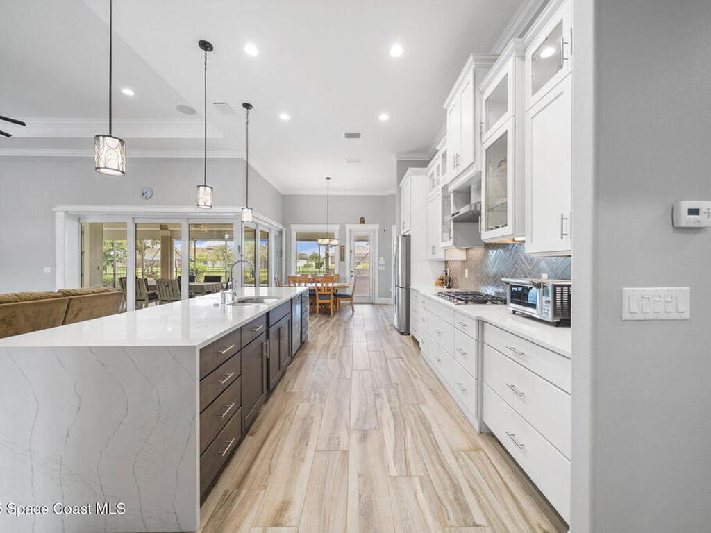 7962 Barrosa Circle, Melbourne, FL 32940