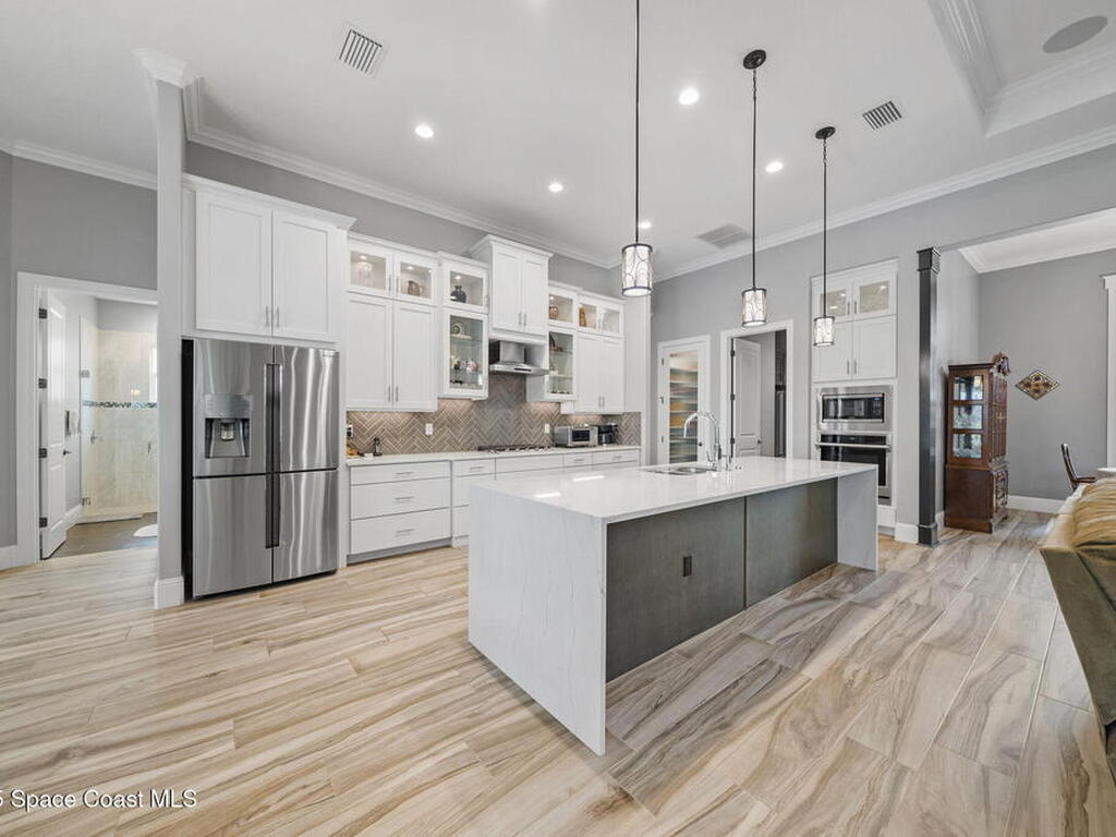 7962 Barrosa Circle, Melbourne, FL 32940