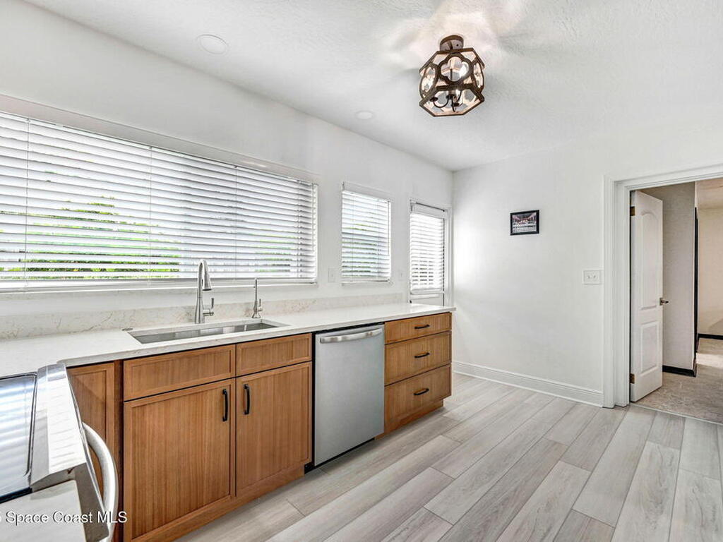 2150 N Shannon Avenue, Indialantic, FL 32903