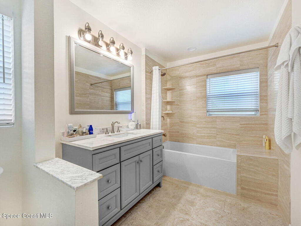 2150 N Shannon Avenue, Indialantic, FL 32903