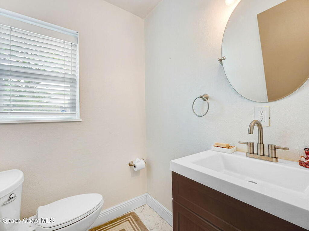 2150 N Shannon Avenue, Indialantic, FL 32903