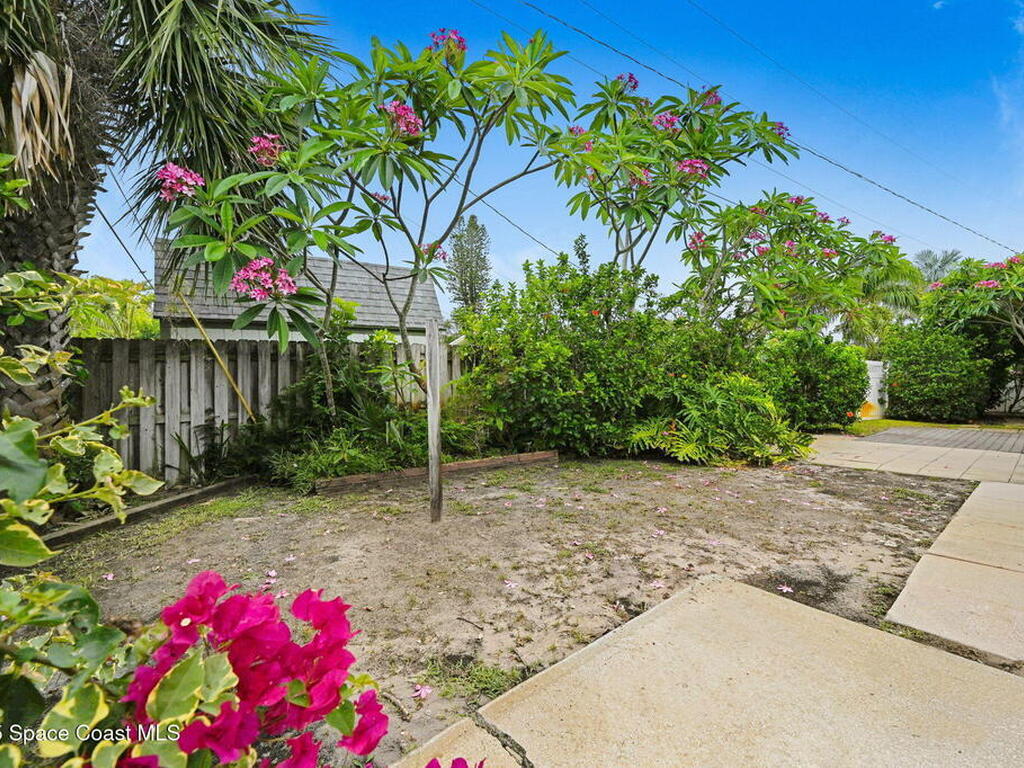 2150 N Shannon Avenue, Indialantic, FL 32903