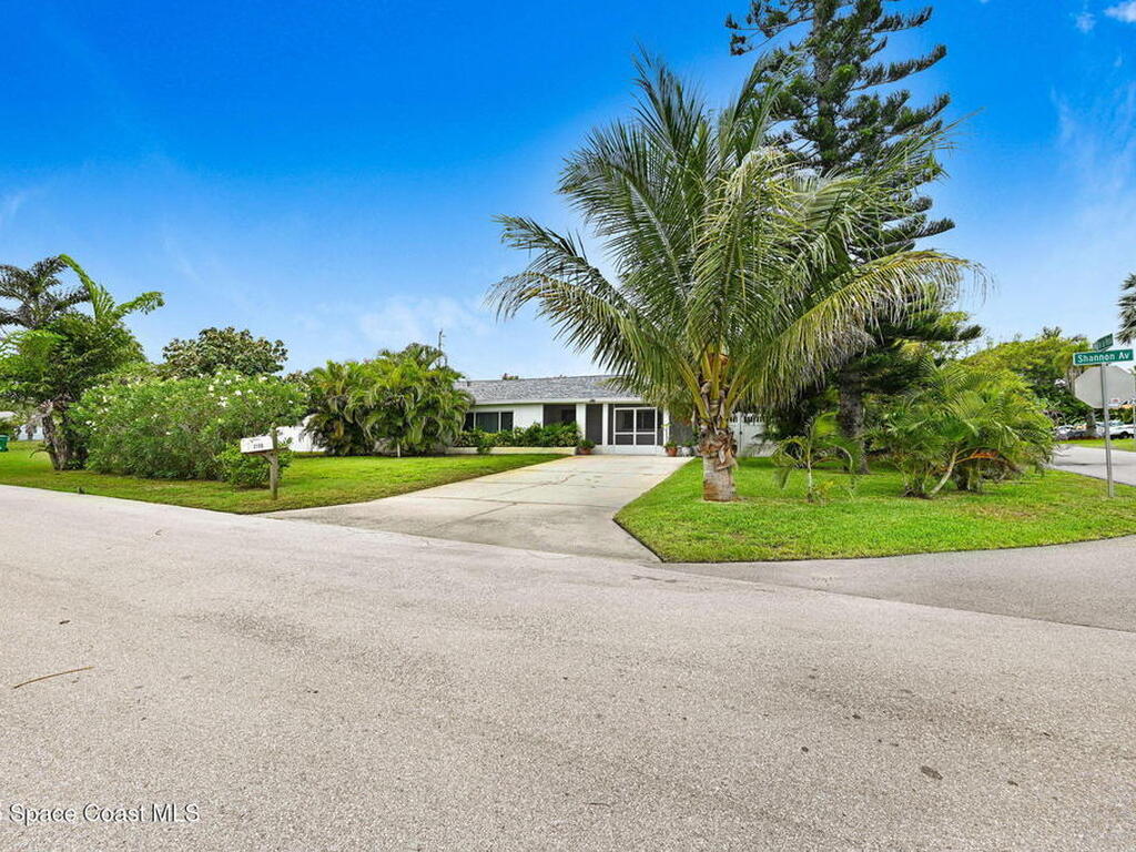 2150 N Shannon Avenue, Indialantic, FL 32903