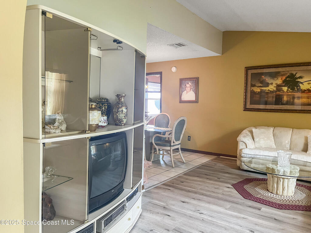 1395 Angler Street, Merritt Island, FL 32952