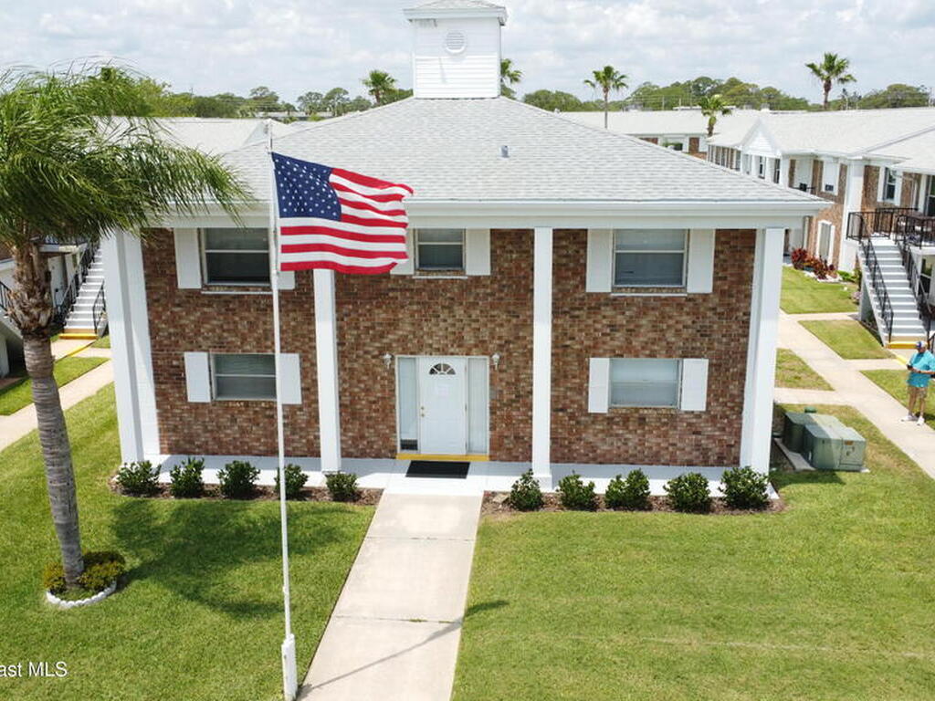 190 E Olmstead Drive, Titusville, FL 32780