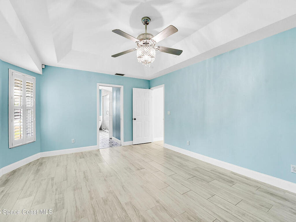 6107 NW Gause Avenue, Port St. Lucie, FL 34986