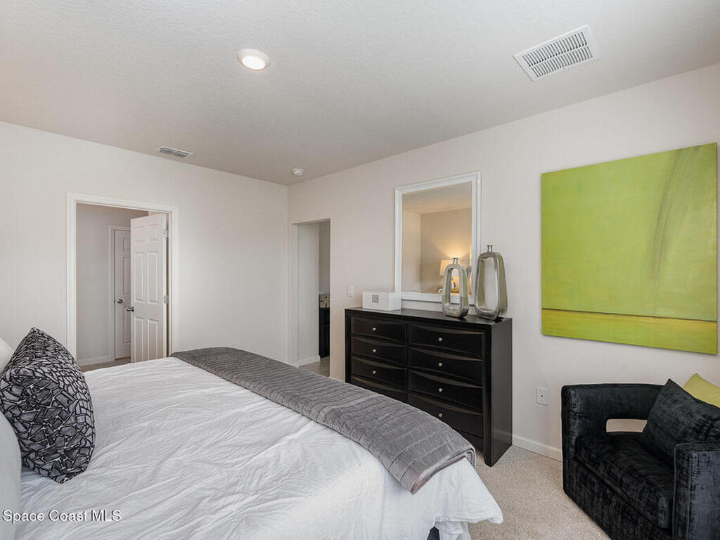 2058 Jupiter Boulevard, Palm Bay, FL 32908