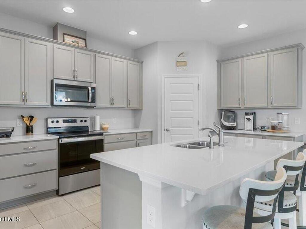 8032 Mocan Court, Melbourne, FL 32940