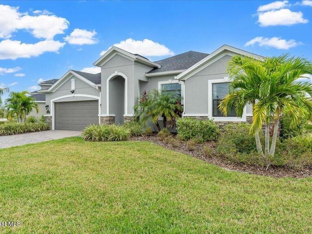 8032 Mocan Court, Melbourne, FL 32940