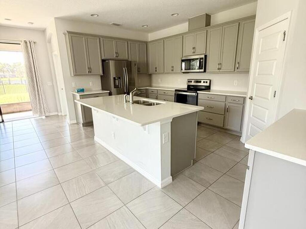 8032 Mocan Court, Melbourne, FL 32940