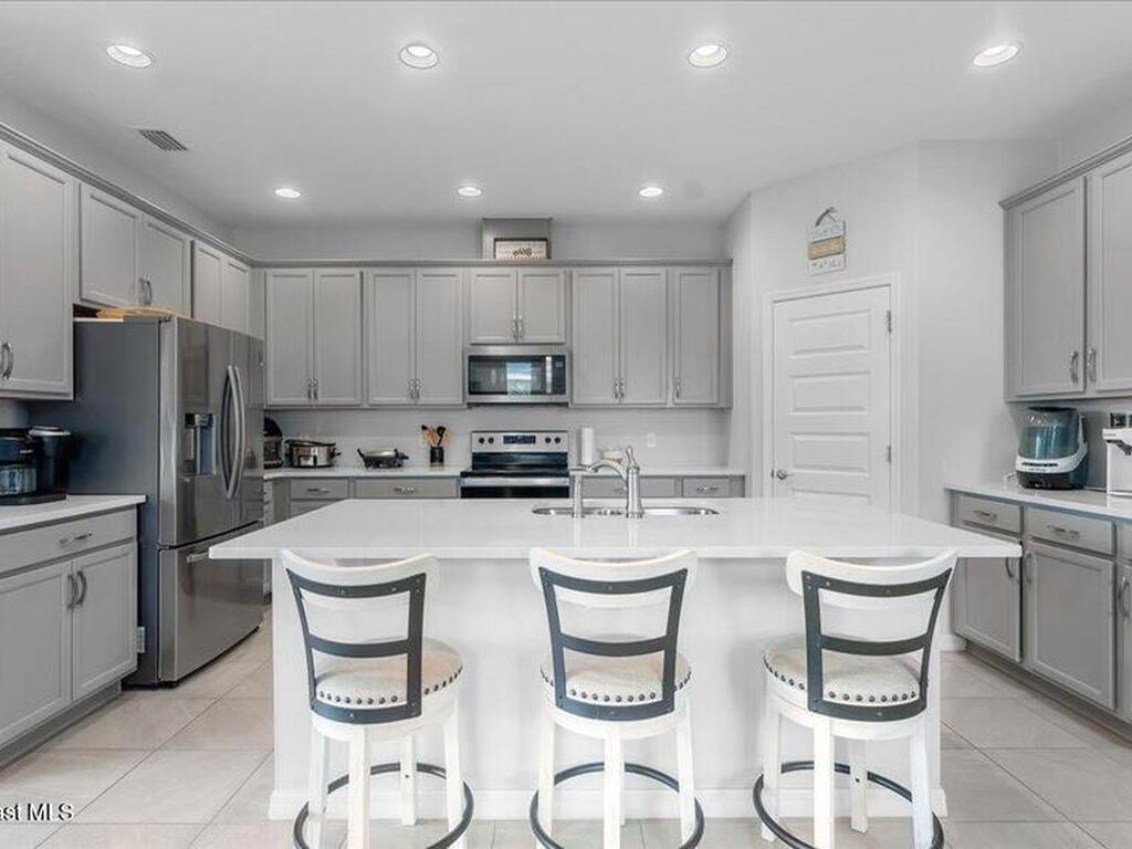 8032 Mocan Court, Melbourne, FL 32940