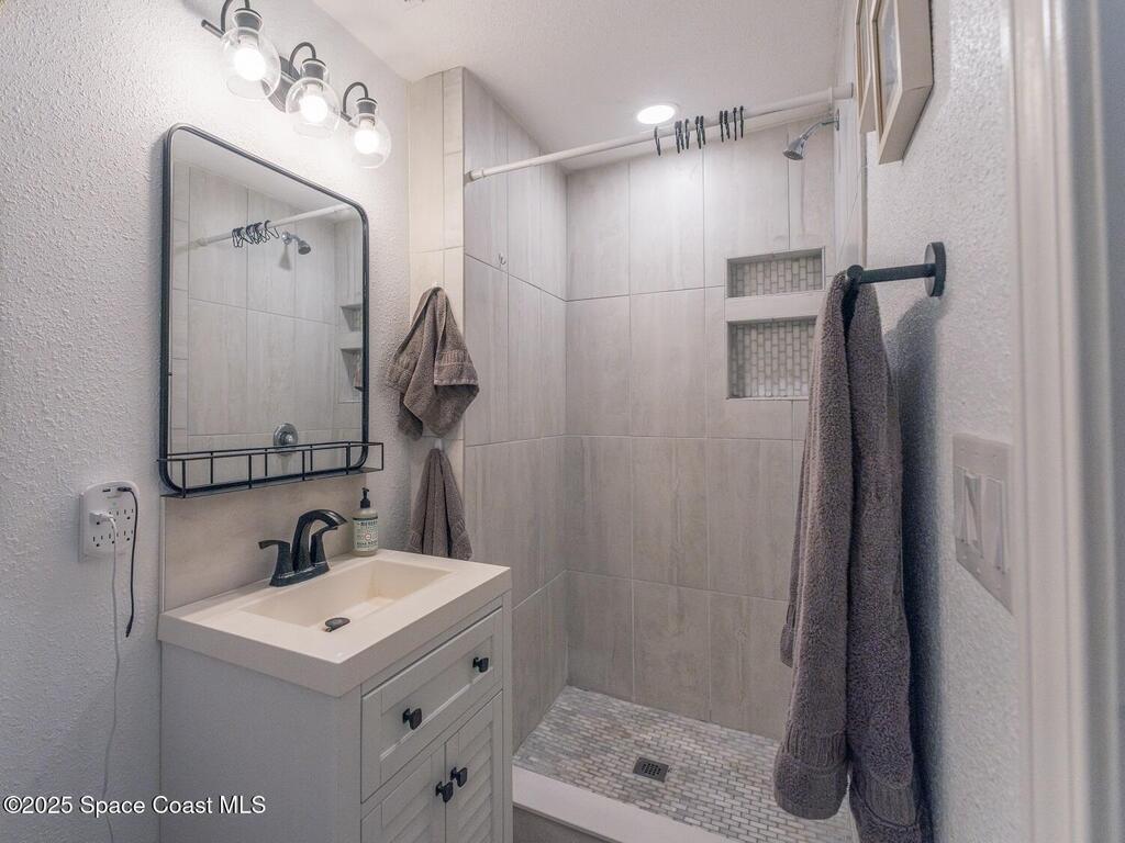 1395 Floral Lane, Merritt Island, FL 32952