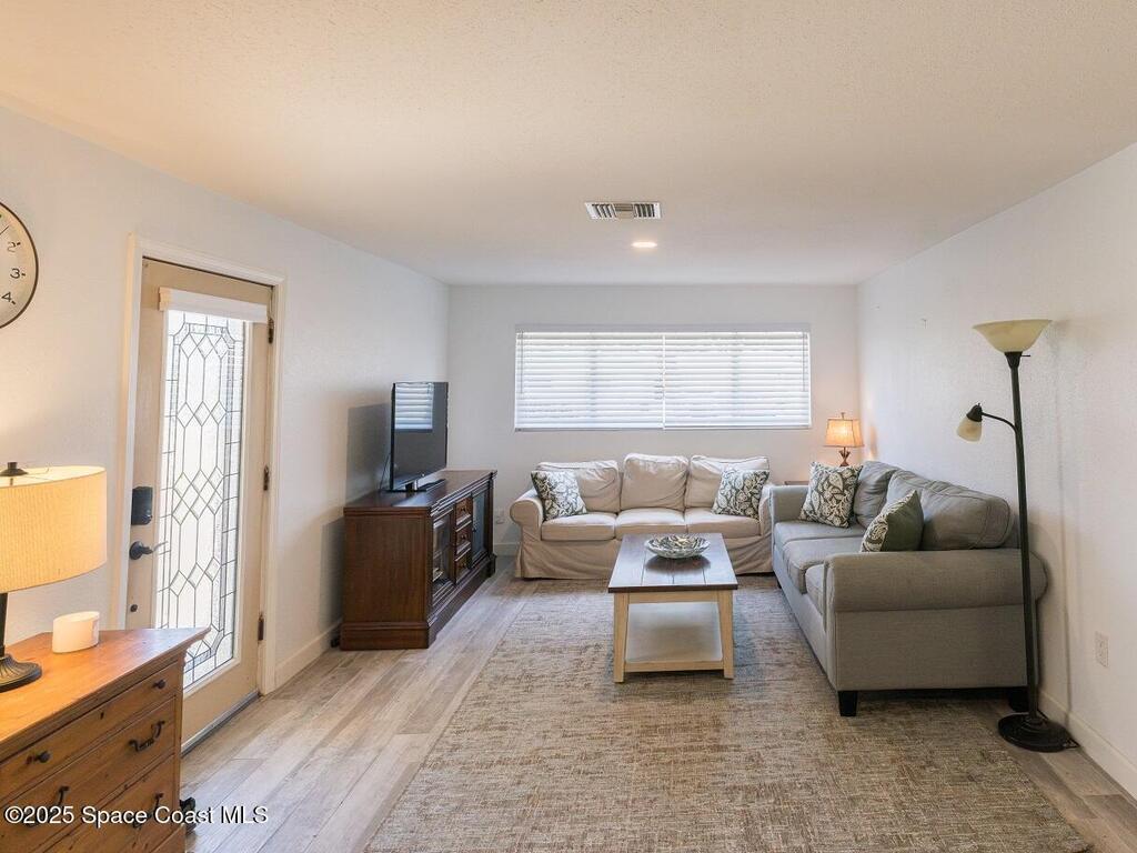 1395 Floral Lane, Merritt Island, FL 32952