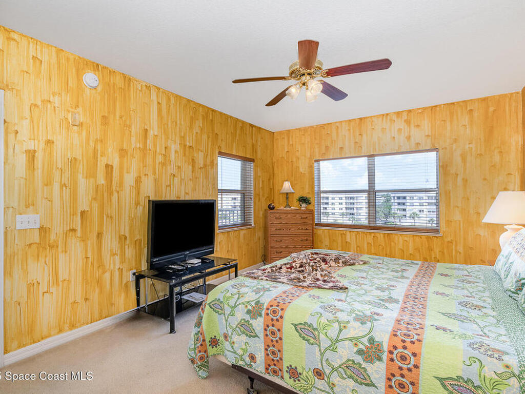 8871 Lake Drive, Cape Canaveral, FL 32920