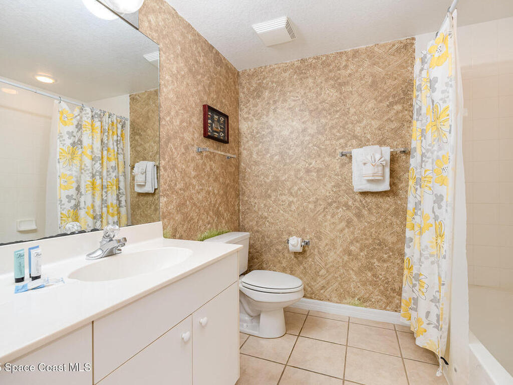 8871 Lake Drive, Cape Canaveral, FL 32920