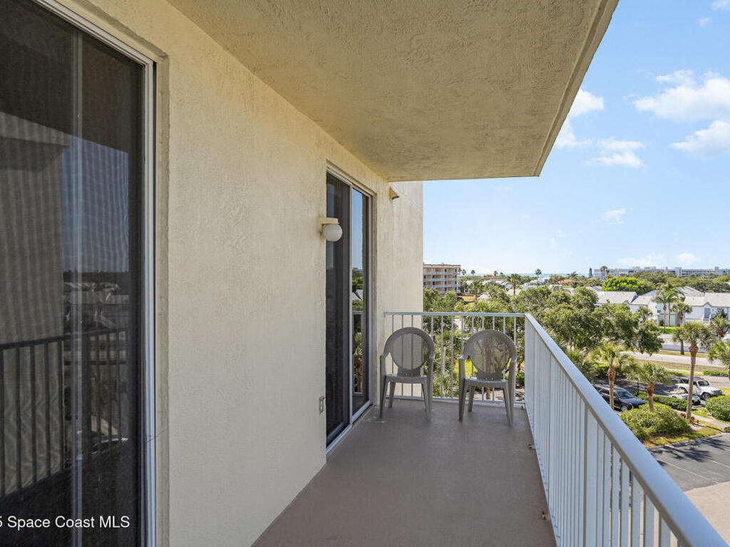 8871 Lake Drive, Cape Canaveral, FL 32920