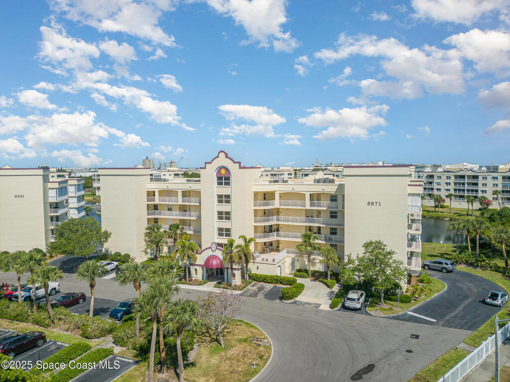 8871 Lake Drive, Cape Canaveral, FL 32920