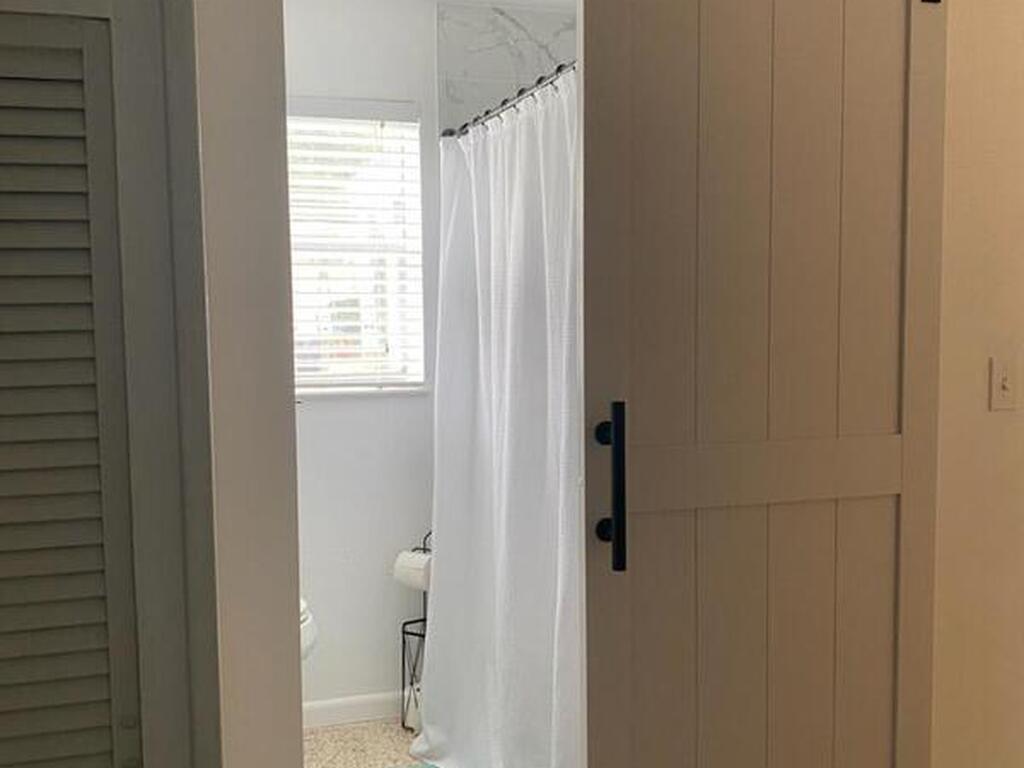 286 S Orlando Avenue, Cocoa Beach, FL 32931