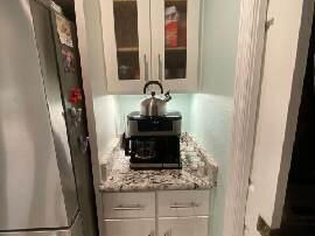 286 S Orlando Avenue, Cocoa Beach, FL 32931