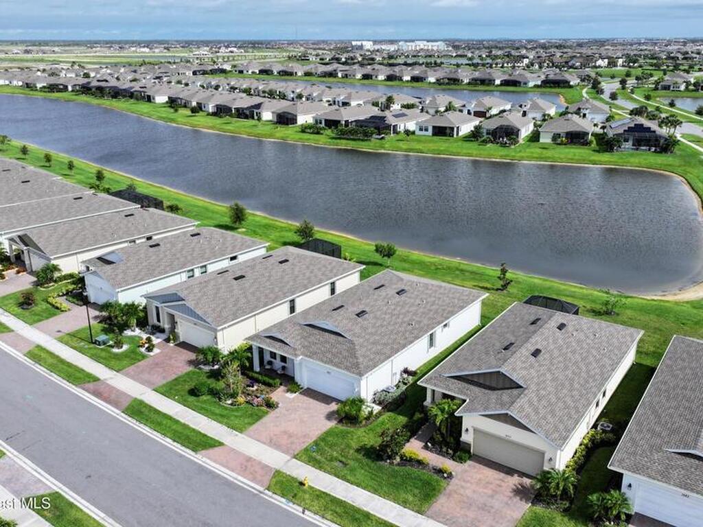 1563 Great Belt Circle, Melbourne, FL 32940