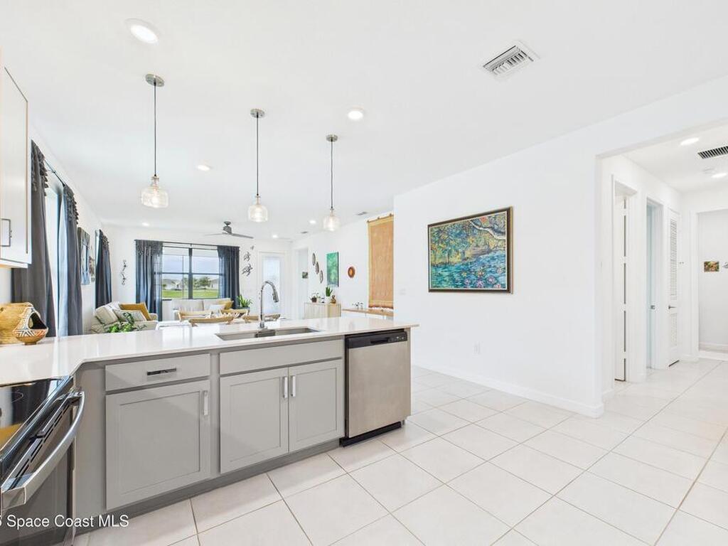 1563 Great Belt Circle, Melbourne, FL 32940