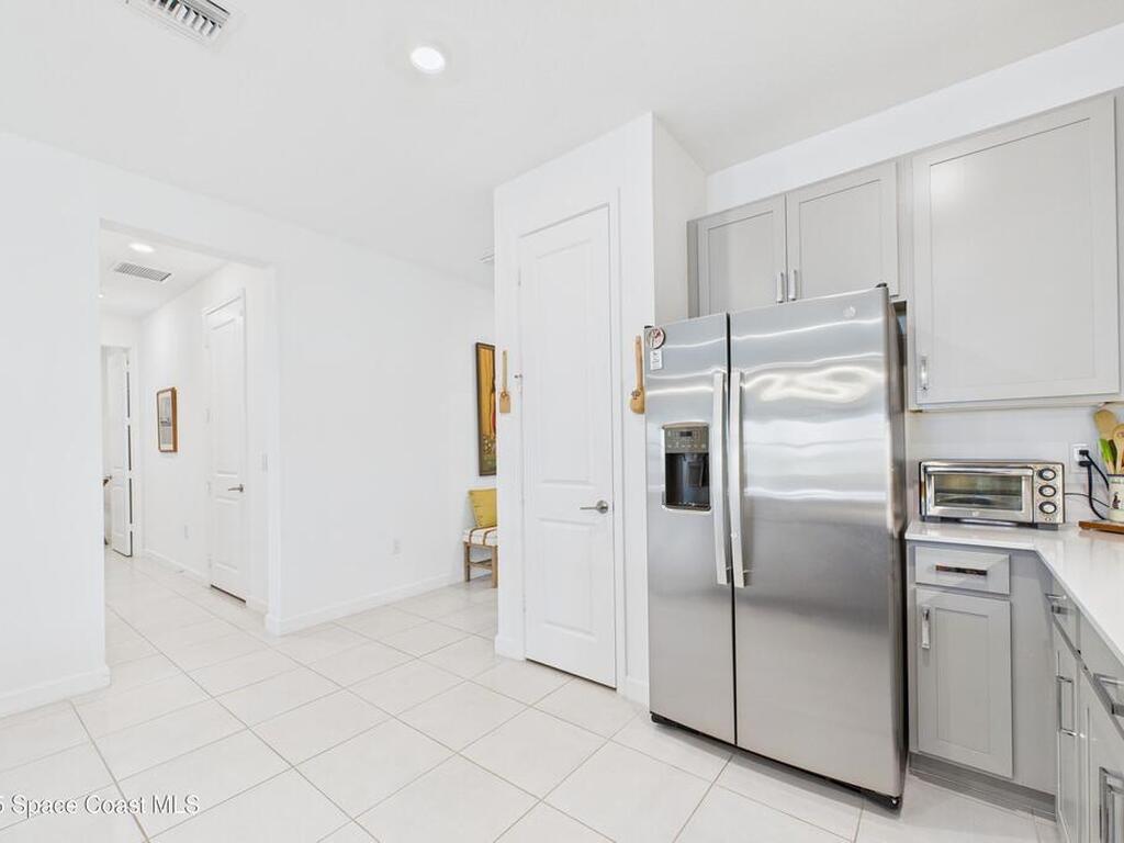 1563 Great Belt Circle, Melbourne, FL 32940