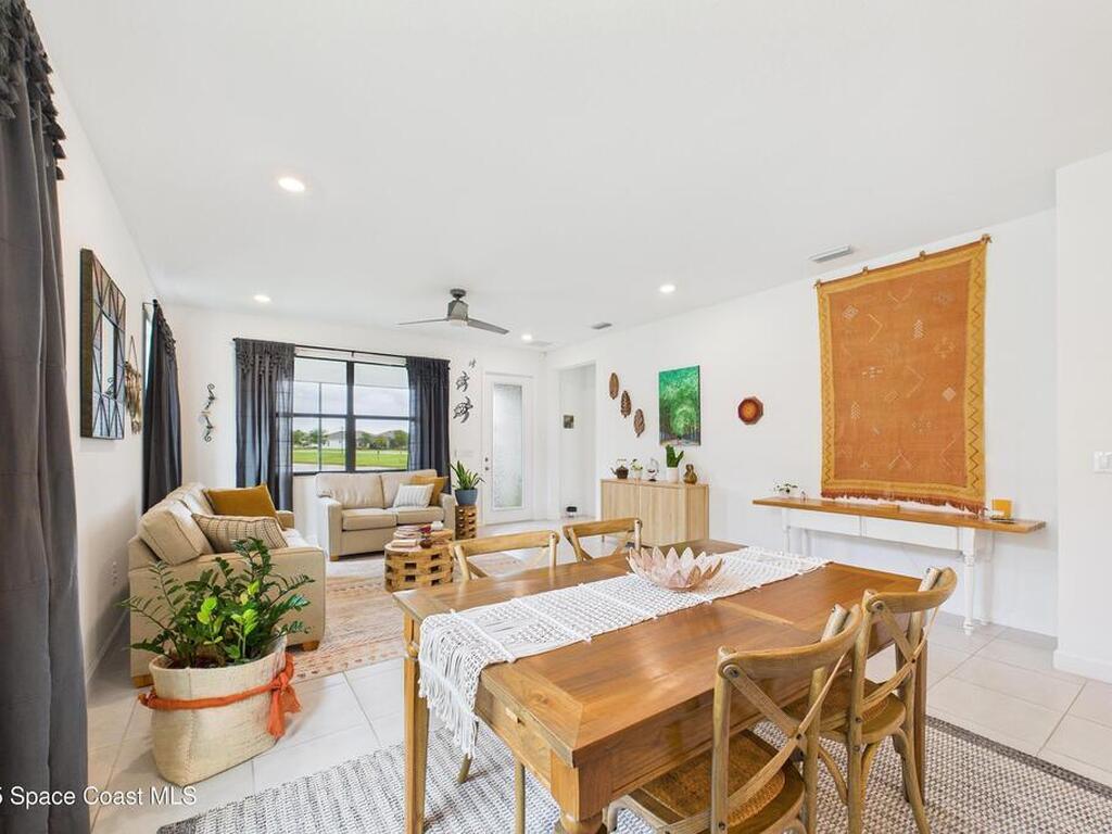 1563 Great Belt Circle, Melbourne, FL 32940