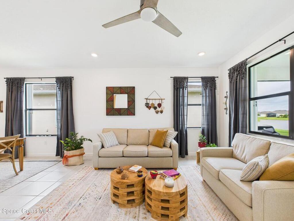 1563 Great Belt Circle, Melbourne, FL 32940