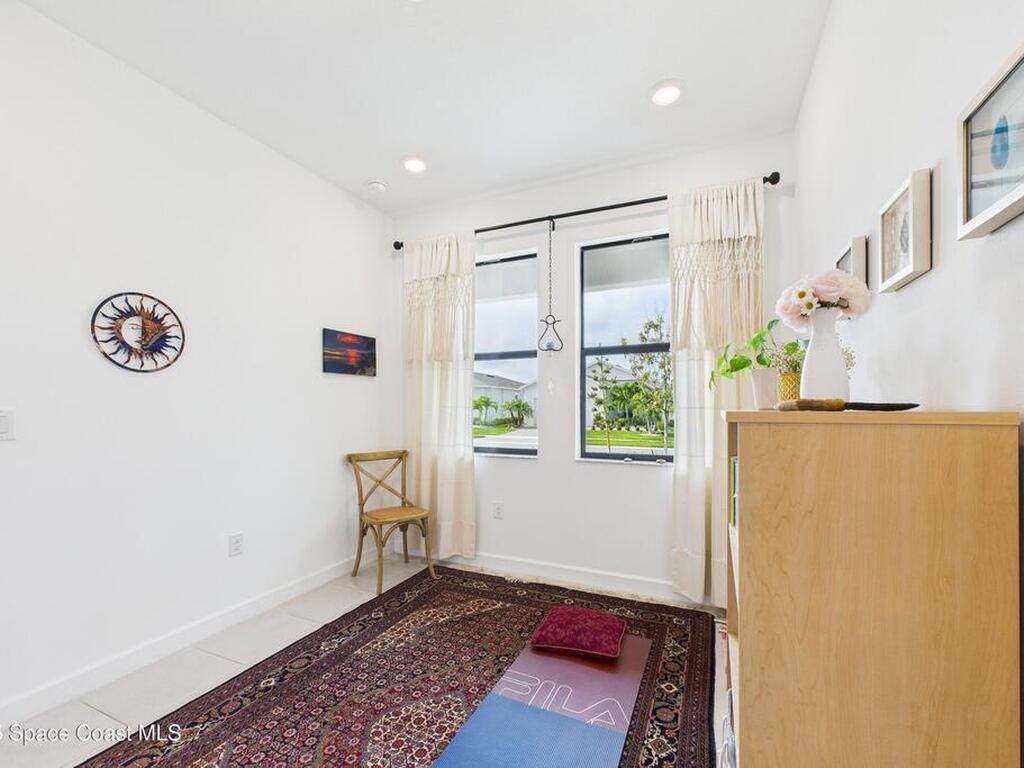 1563 Great Belt Circle, Melbourne, FL 32940