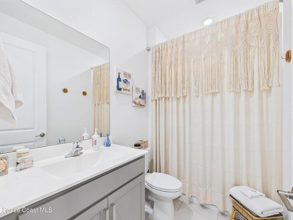 1563 Great Belt Circle, Melbourne, FL 32940