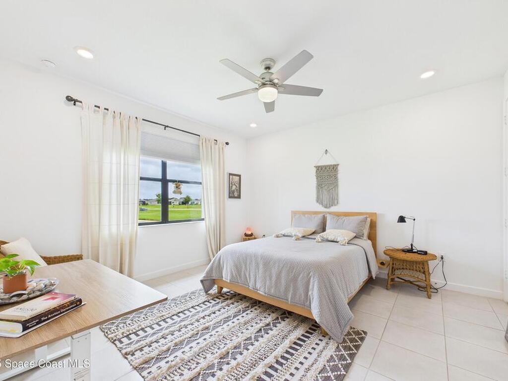 1563 Great Belt Circle, Melbourne, FL 32940