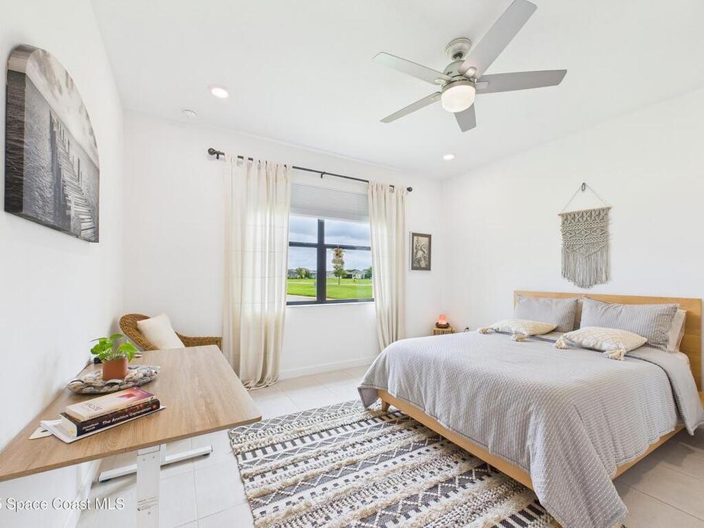 1563 Great Belt Circle, Melbourne, FL 32940