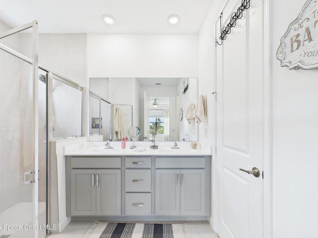 1563 Great Belt Circle, Melbourne, FL 32940