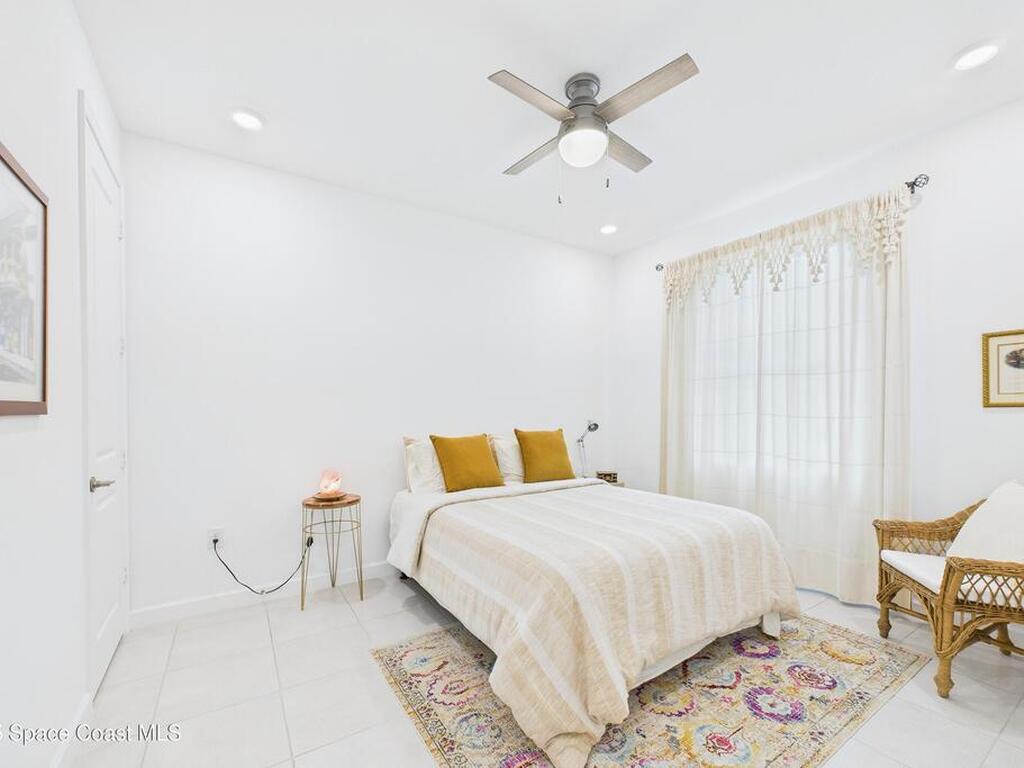 1563 Great Belt Circle, Melbourne, FL 32940