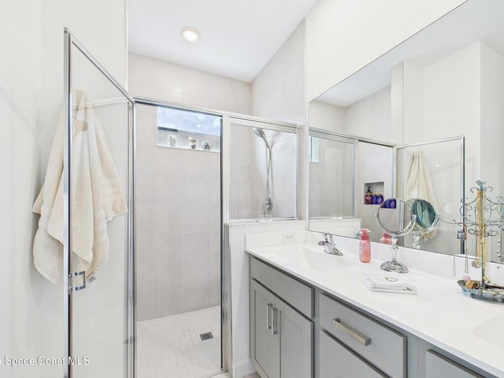 1563 Great Belt Circle, Melbourne, FL 32940