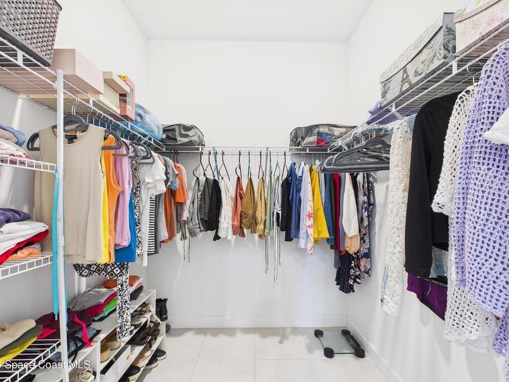 1563 Great Belt Circle, Melbourne, FL 32940