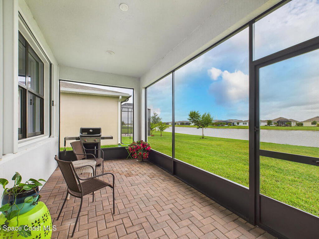 1563 Great Belt Circle, Melbourne, FL 32940