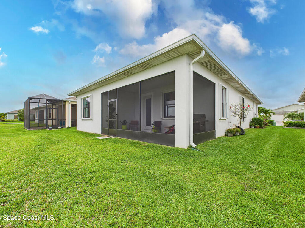 1563 Great Belt Circle, Melbourne, FL 32940