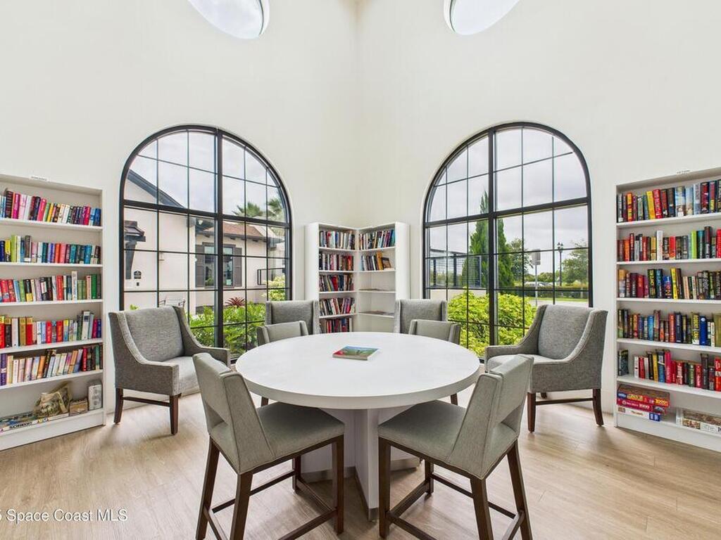 1563 Great Belt Circle, Melbourne, FL 32940